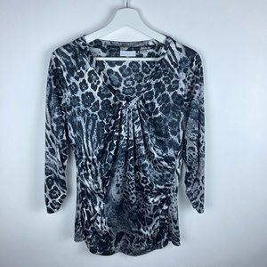 New York & Company Stretch Leopard Print Top Large